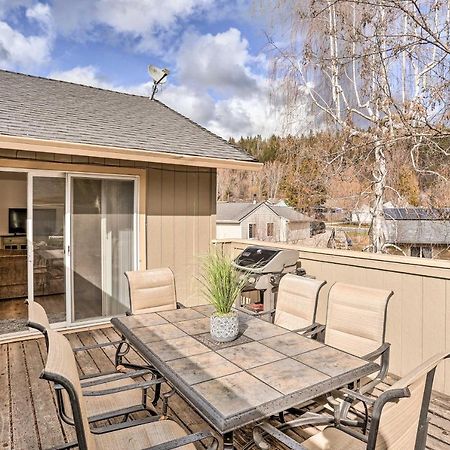 Mount Shasta Escape With Balcony About Walk To Dtwn Villa Eksteriør billede